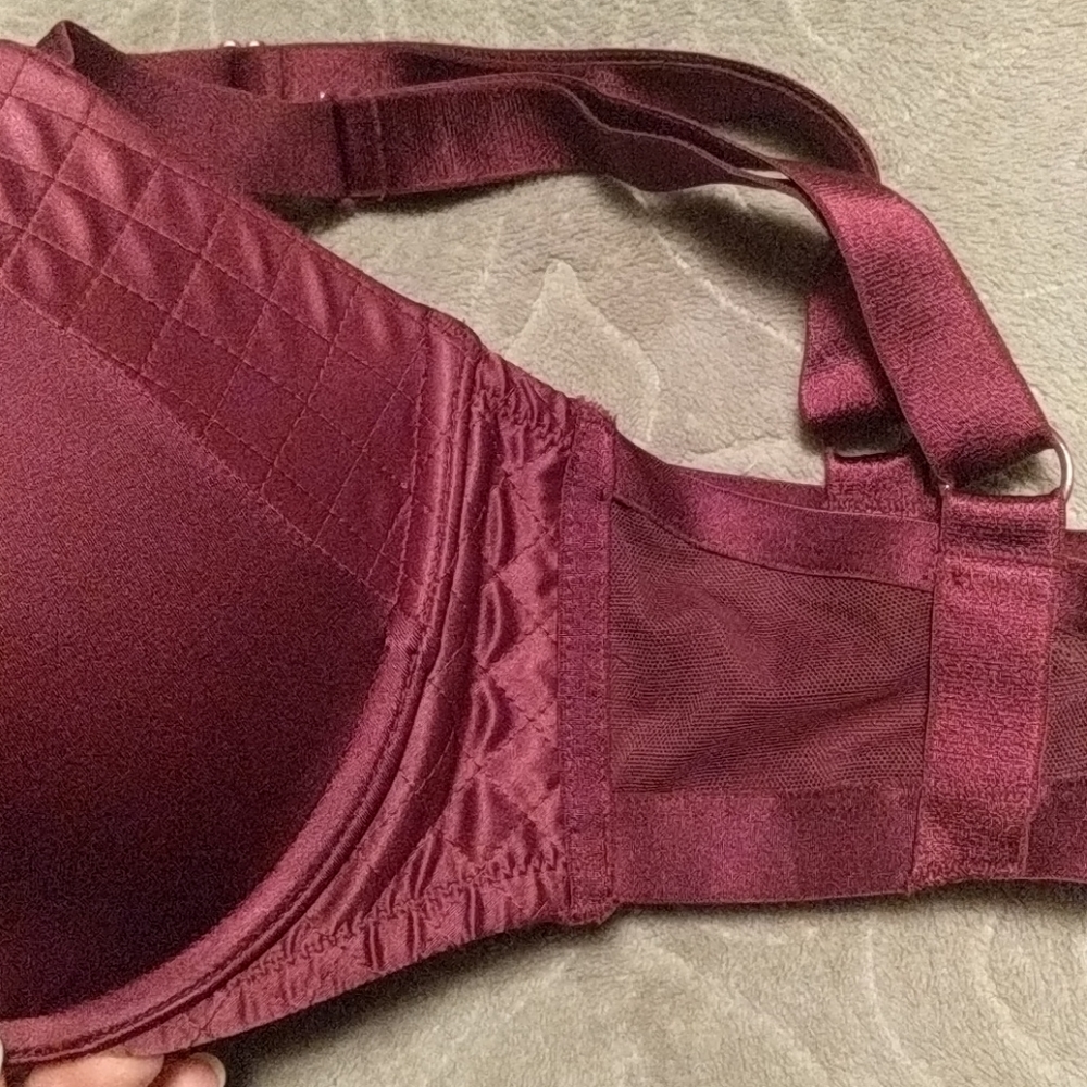 NWOT Victoria's Secret Quilted Satin Push up 34DD - Picture 6 of 11
